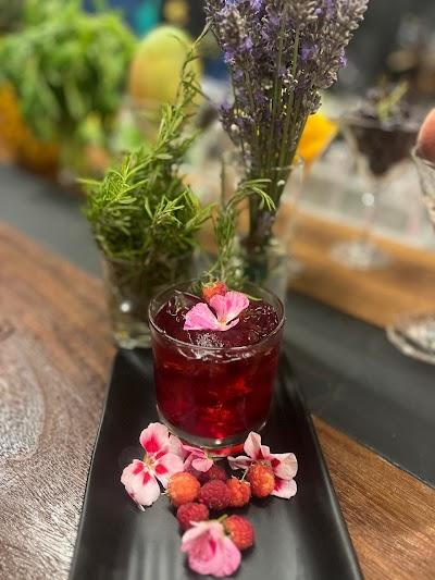 Sly Bar & Lounge Photo 10