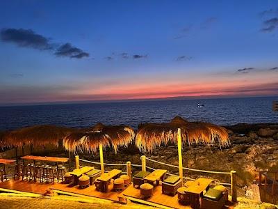 The Wall Sunset Bar Photo 3