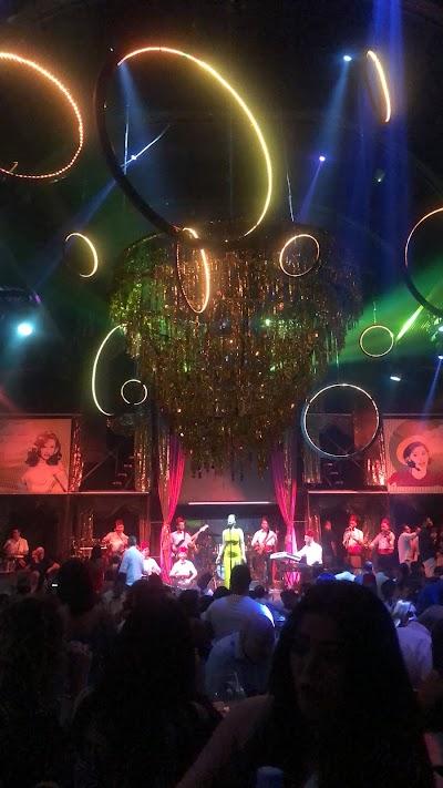 Al Mandaloun Photo 9