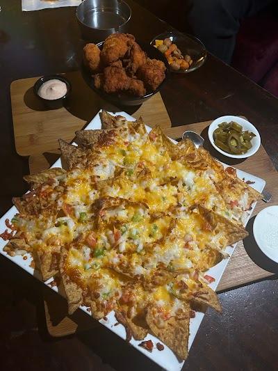 Neighbors Pub Photo 4